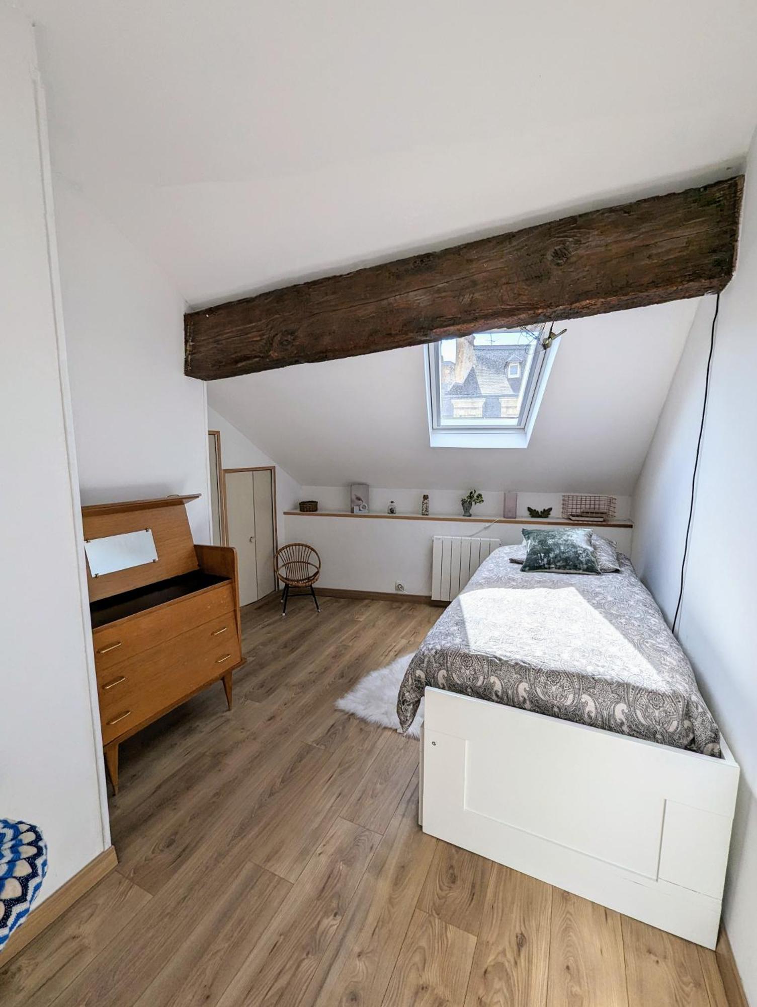 Lumineux Appartement Sous Les Toits A Pey Berland Bordeaux Buitenkant foto